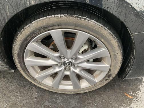 2025 Mazda Mazda3 FWD w/Preferred Package