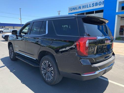 2025 GMC Yukon Elevation
