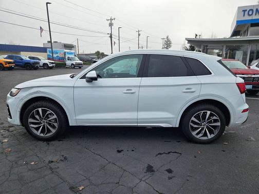 2021 Audi Q5 45 Premium