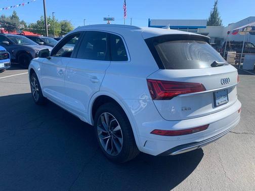 2021 Audi Q5 45 Premium
