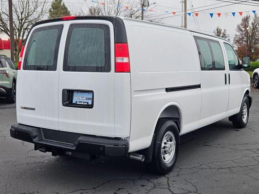 2025 Chevrolet Express 2500 Work Van