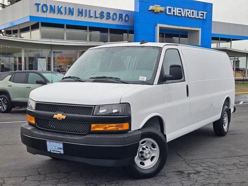 2025 Chevrolet Express 2500 Work Van