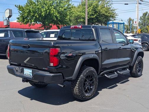 2025 Chevrolet Colorado ZR2