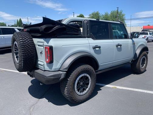2023 Ford Bronco Badlands
