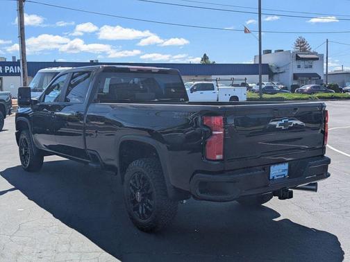 2025 Chevrolet Silverado 3500 LT