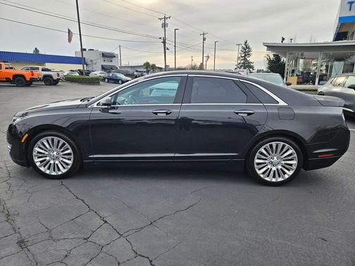 2013 Lincoln MKZ Base