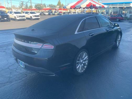 2013 Lincoln MKZ Base