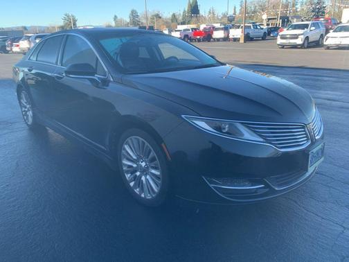 2013 Lincoln MKZ Base