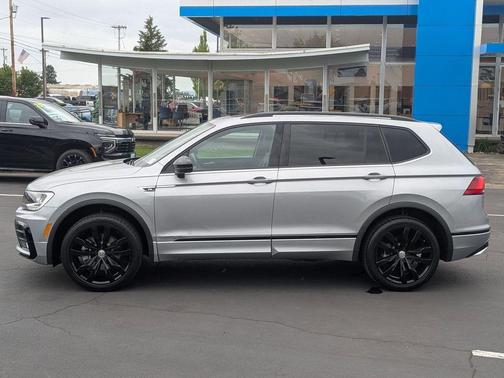 2021 Volkswagen Tiguan 2.0T SE R-Line Black