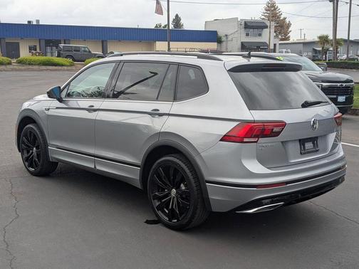 2021 Volkswagen Tiguan 2.0T SE R-Line Black