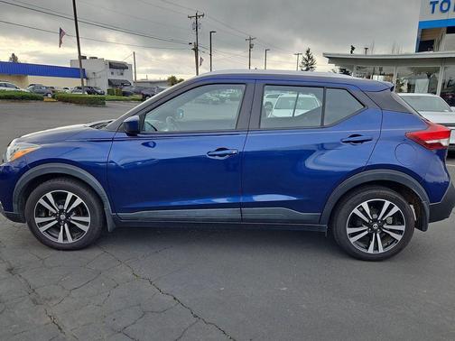 2019 Nissan Kicks SV