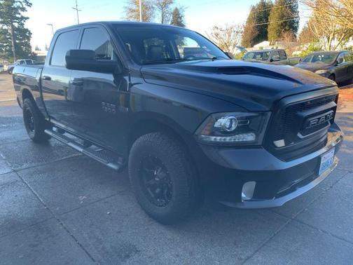 2016 RAM 1500 Sport