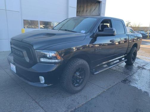 2016 RAM 1500 Sport