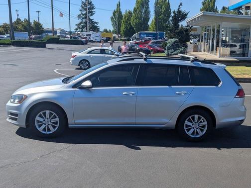 2017 Volkswagen Golf SportWagen TSI S