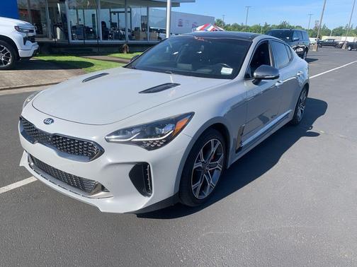 2019 Kia Stinger GT2