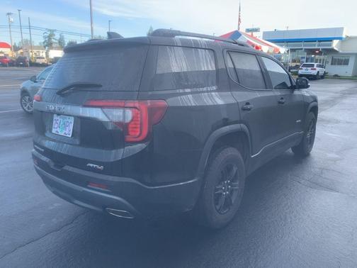 2021 GMC Acadia AT4