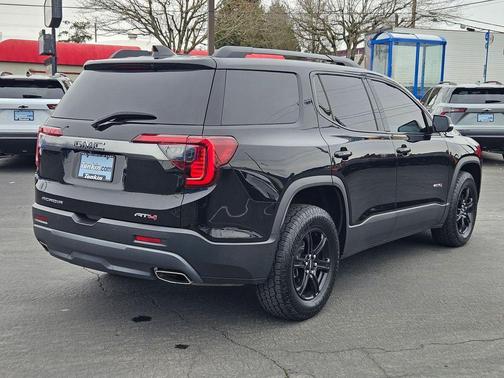2021 GMC Acadia AT4