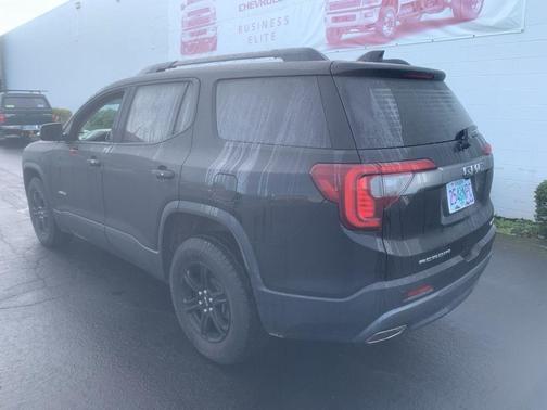 2021 GMC Acadia AT4