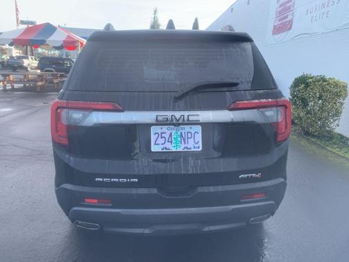 2021 GMC Acadia AT4