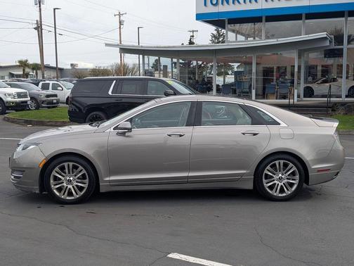 2015 Lincoln MKZ Base