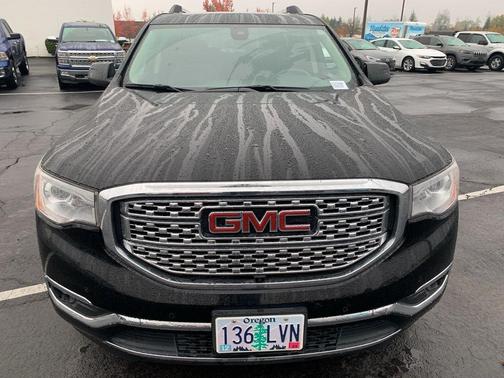 2019 GMC Acadia Denali