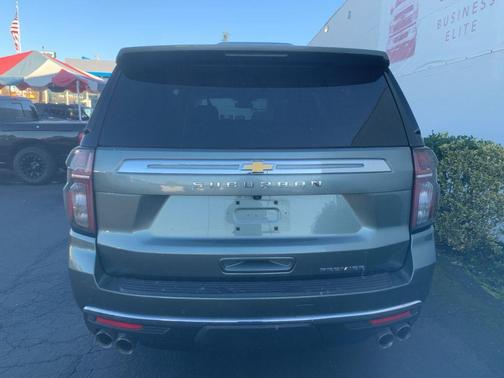 2023 Chevrolet Suburban Premier