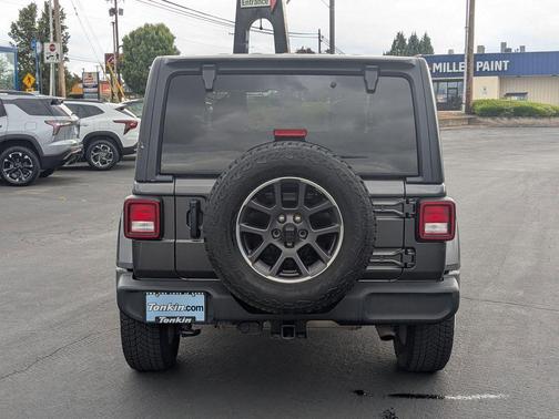 2021 Jeep Wrangler Sport
