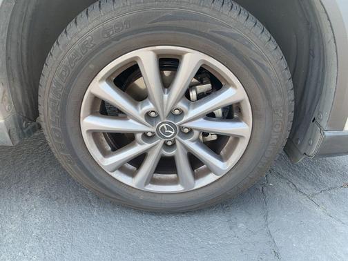 2023 Mazda CX-5 2.5 S Preferred Package