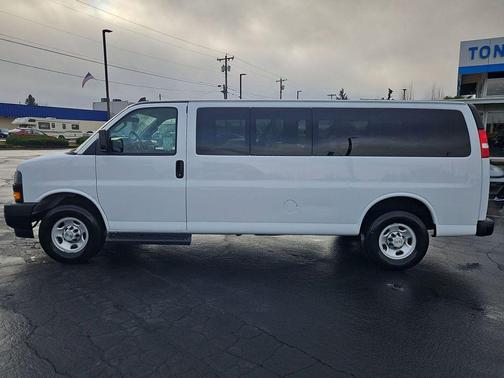 2023 Chevrolet Express 3500 LS