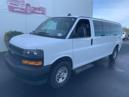 2023 Chevrolet Express 3500 LS