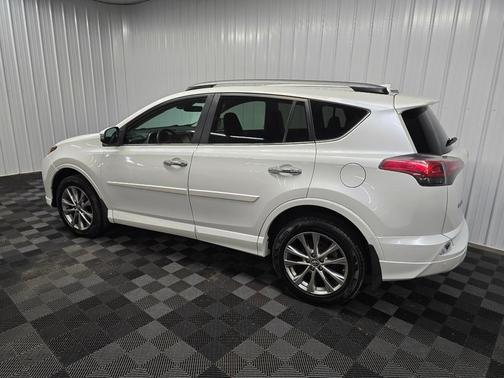 2017 Toyota RAV4 Platinum