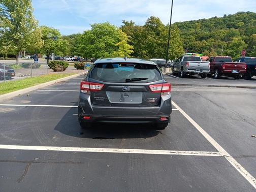 2018 Subaru Impreza 2.0i Sport