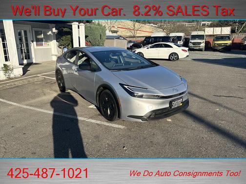 2024 Toyota Prius LE