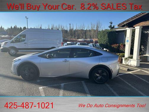 2024 Toyota Prius LE