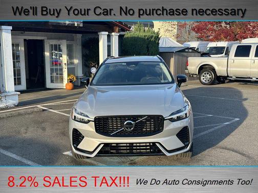 2024 Volvo XC60 Recharge Plug-In Hybrid T8 Plus Dark Theme