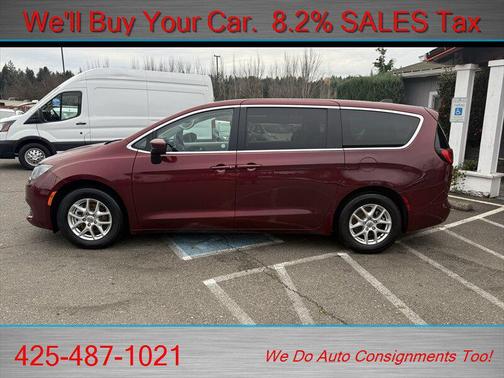 2023 Chrysler Voyager LX