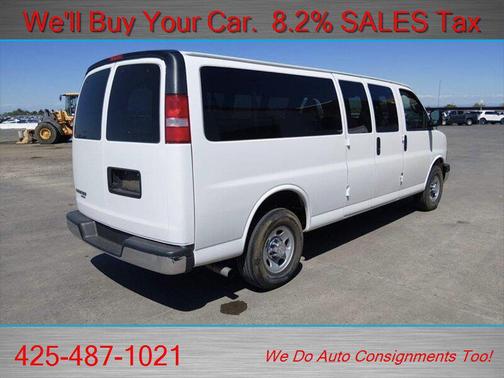 Summit White 2016 Chevrolet Express 3500 LT