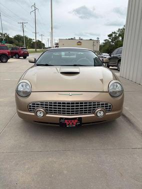 2005 Ford Thunderbird Deluxe