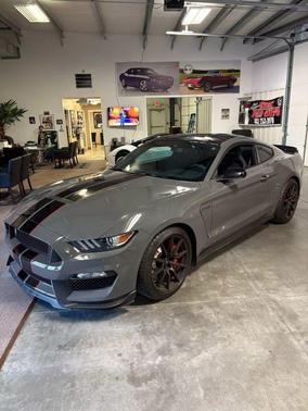 2018 Ford Shelby GT350 Base