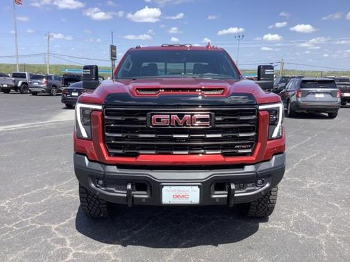 2025 GMC Sierra 2500 AT4