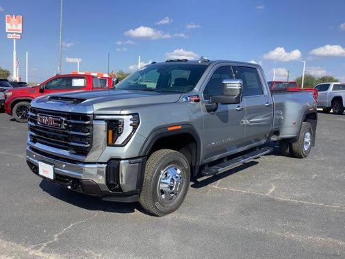 2026 GMC Sierra 3500 SLT