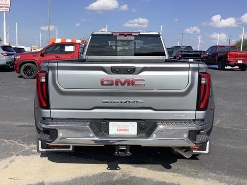 2026 GMC Sierra 3500 SLT