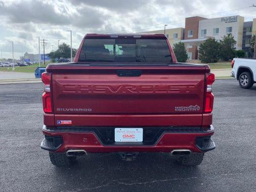 Cajun Red Tintcoat 2019 Chevrolet Silverado 1500 High Country