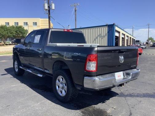 2019 RAM 2500 Tradesman Crew Cab 4x4 6'4' Box