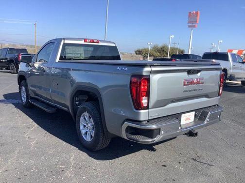 2025 GMC Sierra 1500 Pro