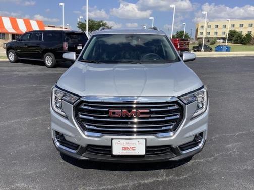 Quicksilver Metallic 2022 GMC Terrain SLT