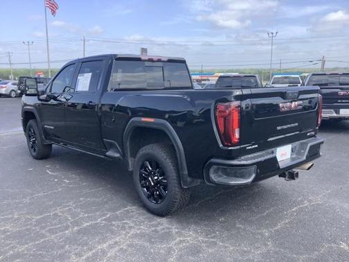 2021 GMC Sierra 2500 AT4