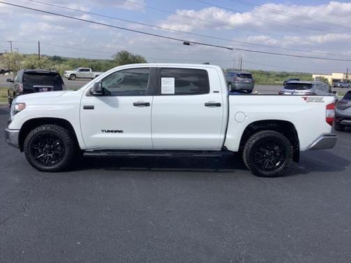 2020 Toyota Tundra SR5
