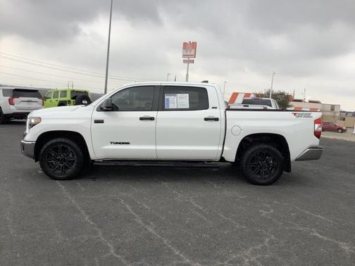 2020 Toyota Tundra SR5