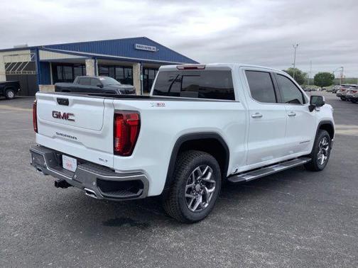 Summit White 2026 GMC Sierra 1500 SLT